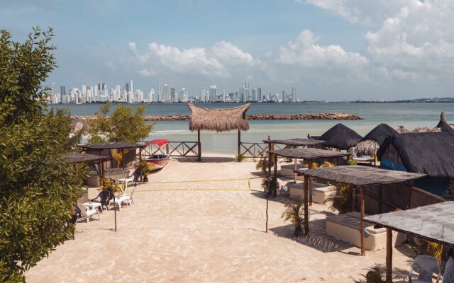 AMALIFE Beach Club & Hotel