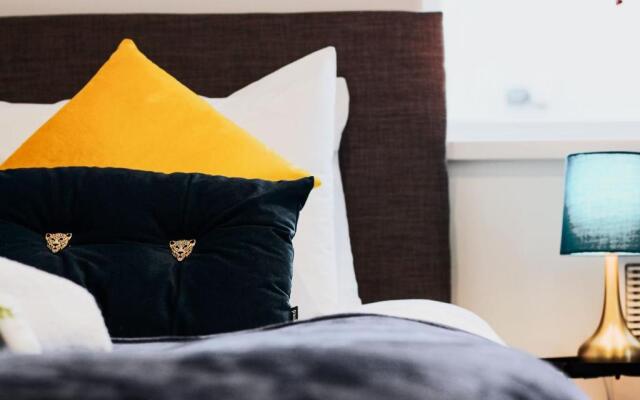 Highfield Apartment by Southwest Rooms - Free Netflix and Parking