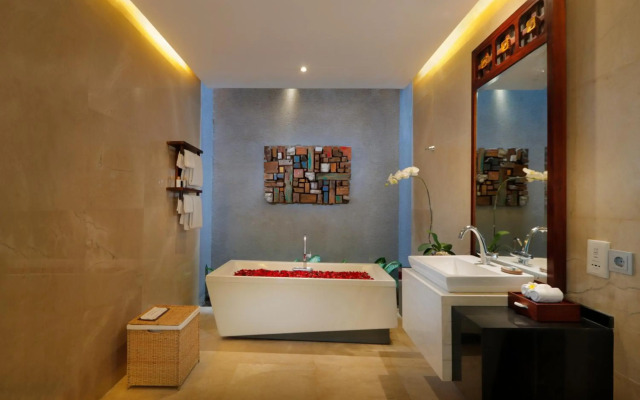 SEMINYAK ICON by Karaniya Experience