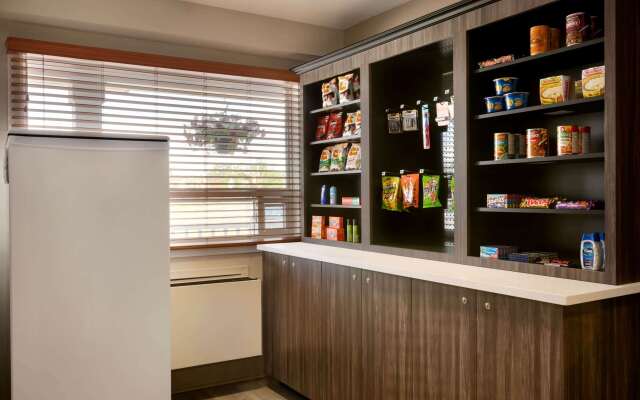 Travelodge Suites by Wyndham New Glasgow