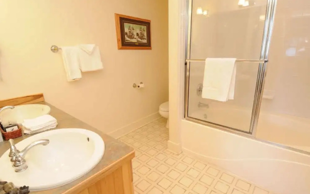 Saddle Ridge Townhomes Mid-Mountain