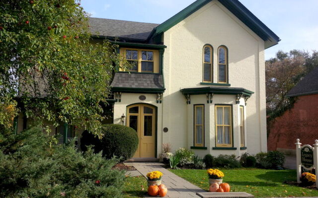 Legacy House Bed and Breakfast