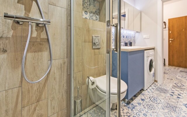 City Center - Dluga Grobla by Apartmore