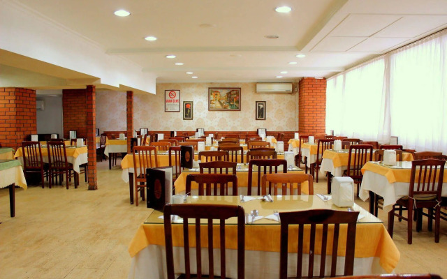 Hotel Büyük Paris