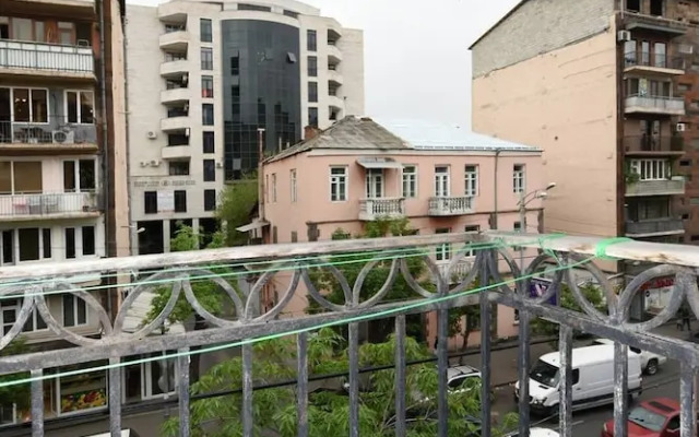 Apartment on Nalbandyan Street (New Building)
