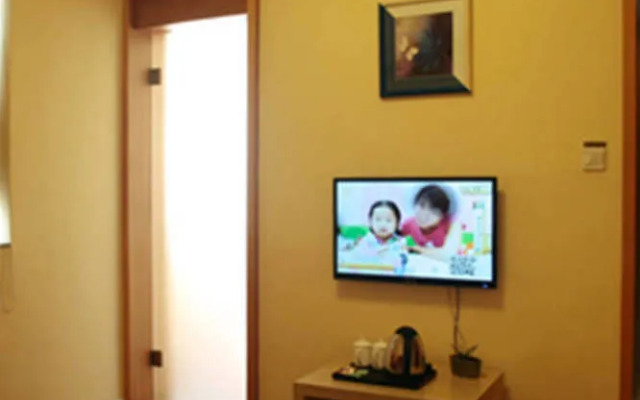 Renjia Business Hotel - Qingdao