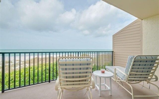 Sea Oats 111 2 Bedroom Condo by RedAwning