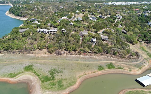 Pet-friendly Oasis in Gated Community!