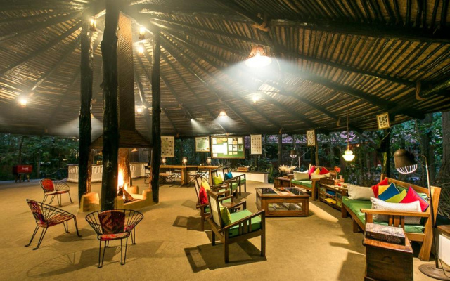 Kanha Jungle Lodge
