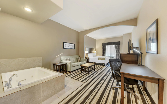 Best Western Plus Sand Bass Inn & Suites