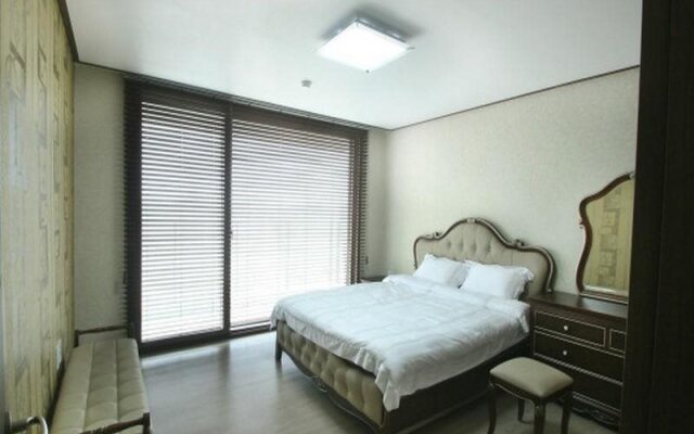 Daydream Resort
