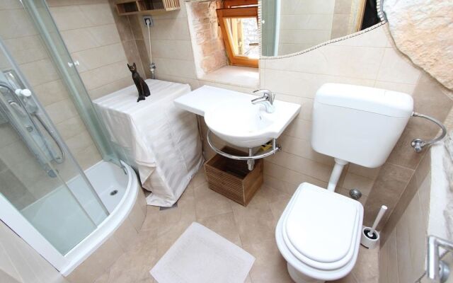 Apartment Midea