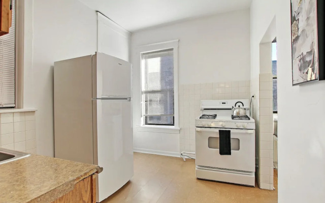 Cozy & Inviting 2BR - Sunnyside 3F