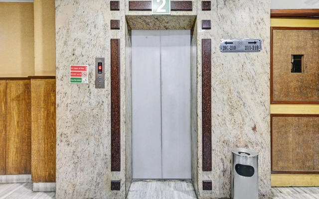 Super OYO Townhouse OAK Hotel Belsons Taj Mahal