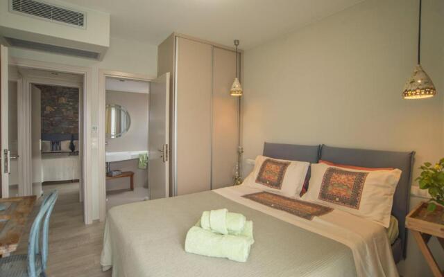 Eftopia Beachfront 2-bedrooms apartment