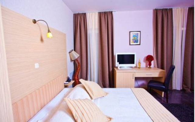 Beach Hotel Bozikovina