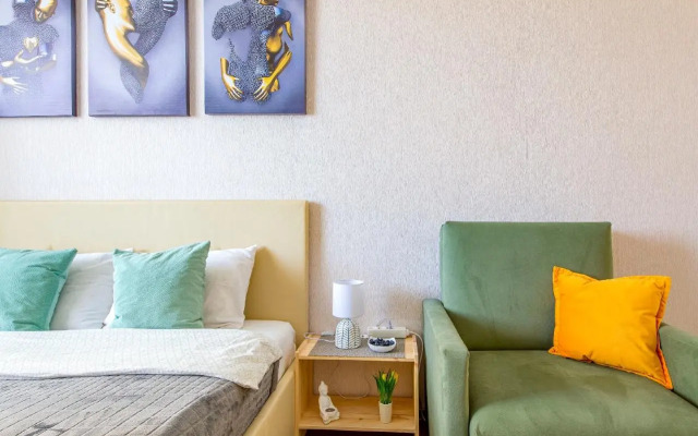 Welcome Home (Velkom Home) on 149 Narodnaya Opolcheniya Avenue