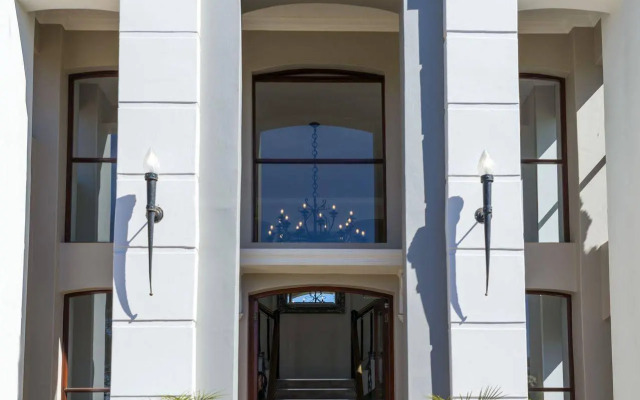 Villa Tuscana By Mantis