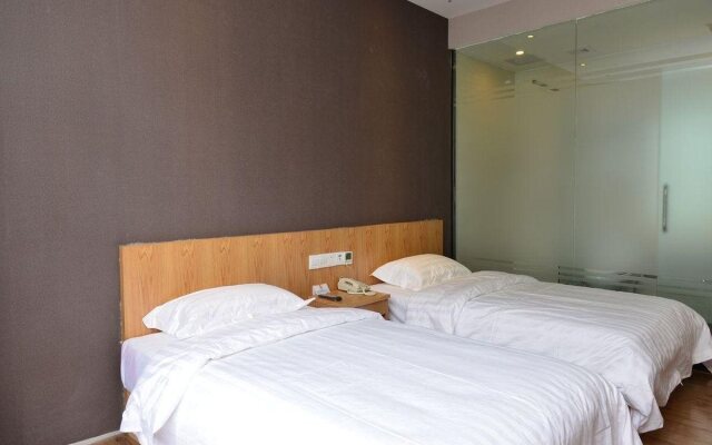 Super 8 Beijing Chaoyang Park Dongfeng South Road Hotel