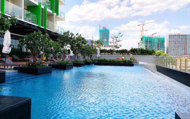 Parama Apartments Balcony Beachfront