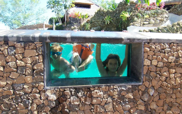 Bloo Lagoon Eco Village