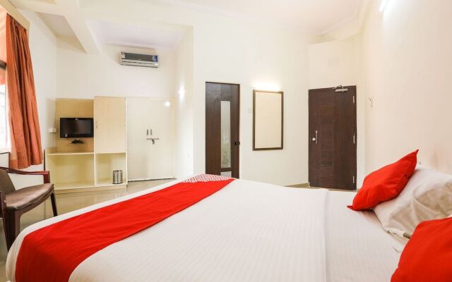 OYO Flagship 14283 Hotel Shanti Inn