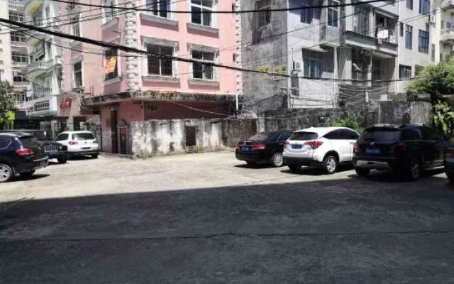 Yicheng Express Hotel – Outside – Fangchenggang