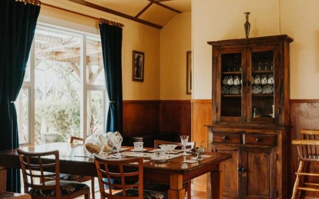 Tongariro Crossing Lodge