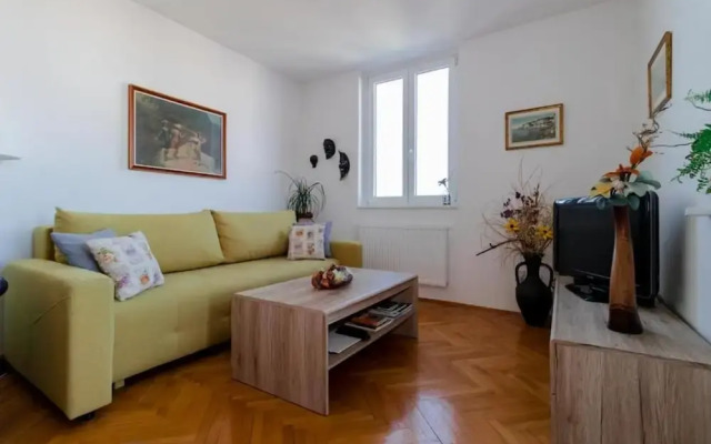 Apartment Fredi