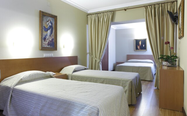 Domus Pacis Fatima Hotel