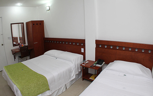 Hotel Imbanaco