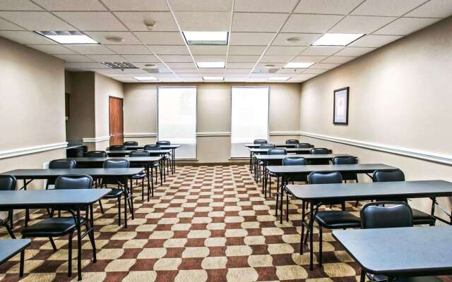 Comfort Suites Houston NW - Vintage Park