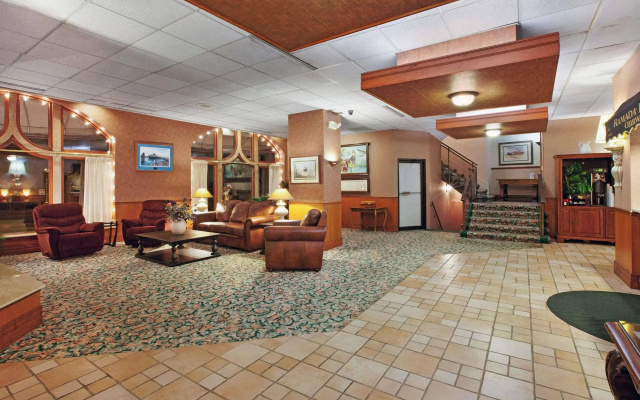 Ramada Plaza Hotel Ojibway