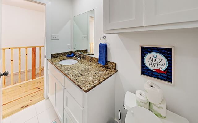 802 The Commons