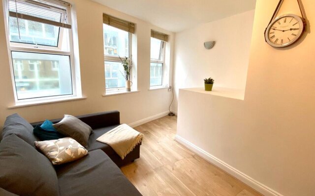 Stylish 1 bed flat in vibrant Hoxton
