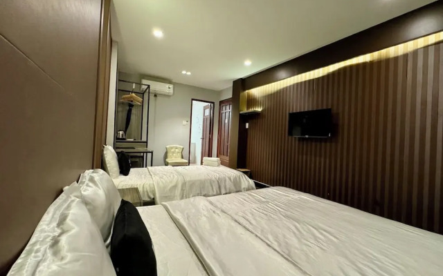 Reddoorz Plus Near Saigon Centre