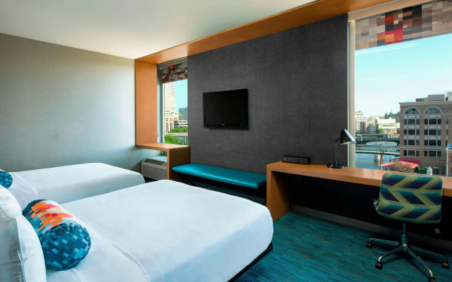 Aloft Milwaukee Downtown