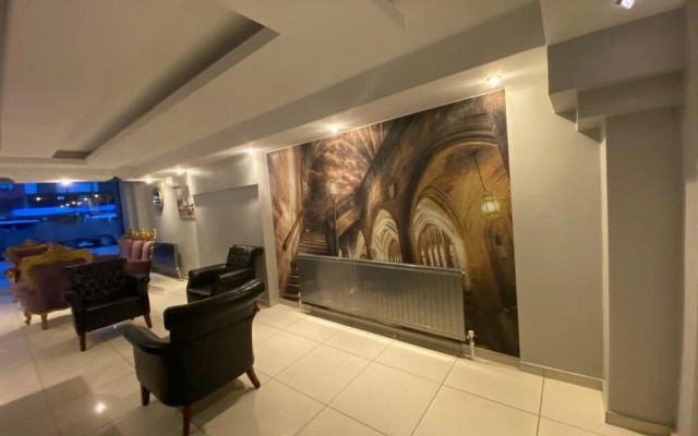 Grand Hotel 53