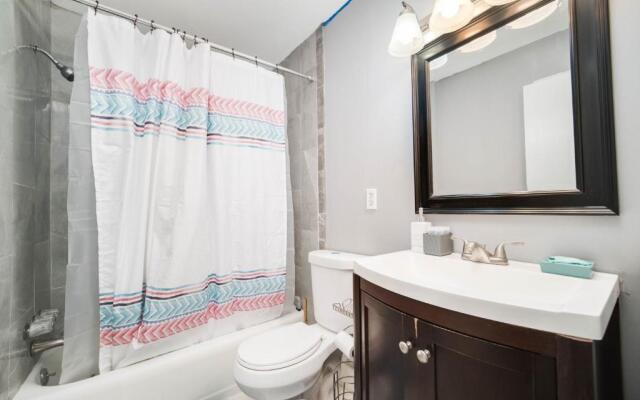 Mid-city Serenity Downstairs