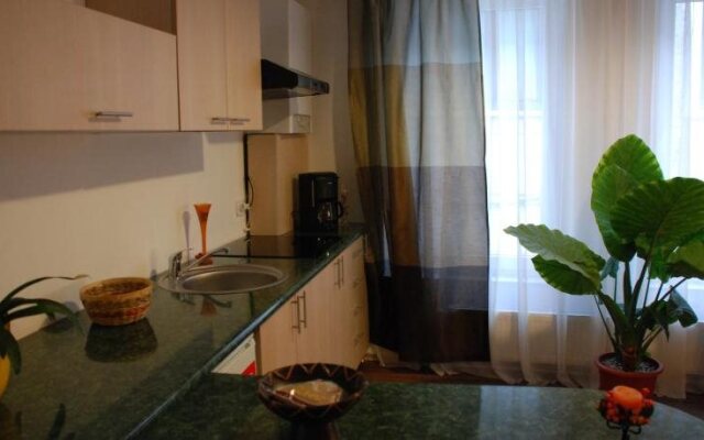 Lucas Aparthotel