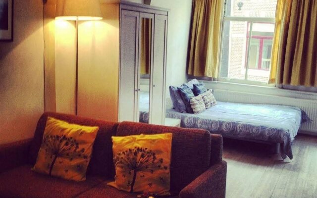 Bed and Breakfast Amsterdam The Blue Sheep