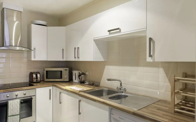 MetroStays - Temple Bar 16