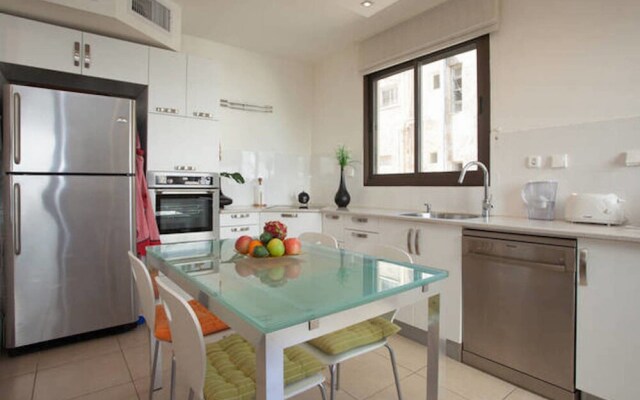 Cosy 1BR near Beach by FeelHome