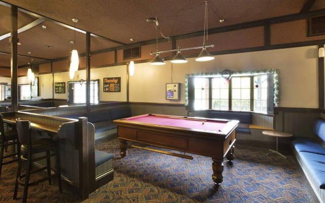Parkway Hotel