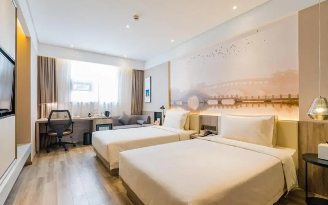 Scholar Hotel