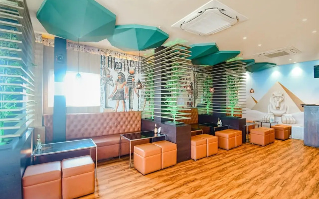 OYO Townhouse 060 Airport Green Arcade