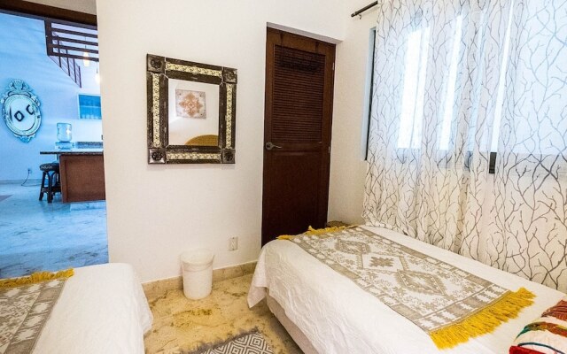 Paseo Del Sol Reef 305 3 Bedroom Condo by RedAwning