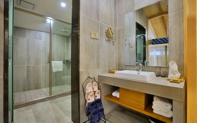 Yuexijiang Boutique Holiday Hotel