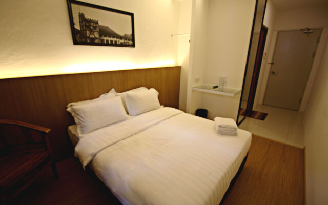 Place2Stay Business Hotel - Waterfront