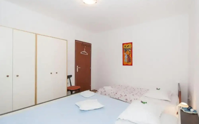 Apartment Maks